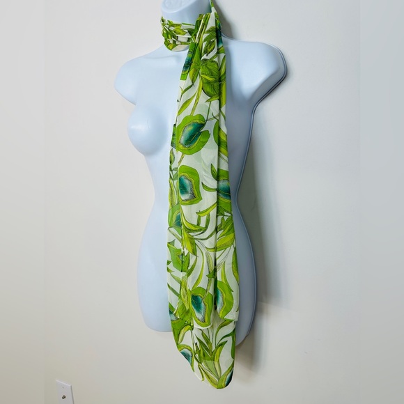 Calvin Klein Green & Blue Floral Print Rectangular Scarf - Picture 6 of 9